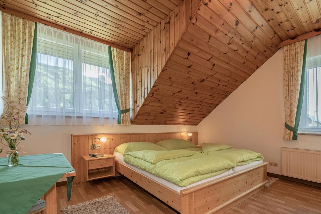 Bauernhof Oberloeffele Apartment Jenig Bagian luar foto
